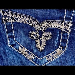 💎💎Rock Revival rhinestone jeans💎💎